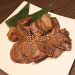 焼肉・韓国料理 KollaBo - コラボ特製豚足