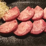 焼肉・韓国料理 KollaBo - 厚切りタン