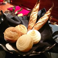 ラトリエ ドゥ ジョエル・ロブション - パン