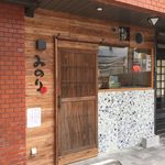 立ち呑みとうどん みのり - 外からは製麺機も見えます