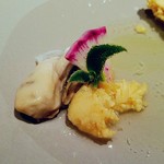 AKI NAGAO - 厚岸の牡蠣　ダイダイと海洋深層水　洋梨のソルベ