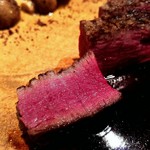 十勝彩美牛ヒレ　赤ワインソース　十勝の野菜