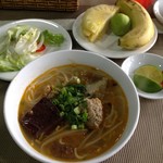 Hotel Nice Dream  - 料理写真:内臓とつくね入りのブン