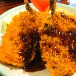丸千葉 - アジフライソースかけ
