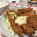 プティコック - 魚フライ盛合せライス 650円