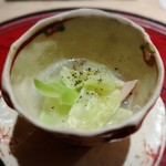 てんぷら　成生 - 突き出しの蛤と新キャベツ✨