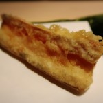 てんぷら　成生 - 繊維の方向に切る蓮根の天ぷら