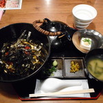 九州 熱中屋 - ひつまぶし定食￥850-