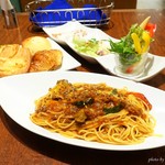 Piasapido - 2017年11月　選べるスパゲッティと前菜三種セット（グリル野菜のミートソーススパゲッティ）【税込1490円】