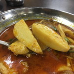 Handi レストラン - アルビーゴーシュト