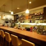 Little kitchen and Bar Ty's House - カウンター