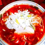 上海酒家 - 辛口ラーメンの激辛version