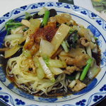 Wan Rakuen - 辣子麺