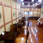 Mugi - 2階のカフェ