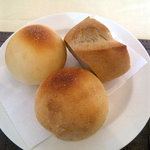 Bisutoro Eze - 自家製パン（基本は3個・追加可）