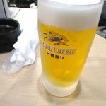 キンキンに冷えたジョッキの生ビール