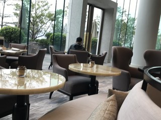 LOBBY LOUNGE -
