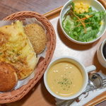 ベーカリーカフェ レンガ - 