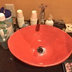  肉匠迎賓館 - お手洗いにはｱﾒﾆﾃｨが揃ってます