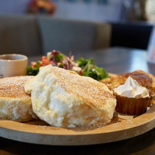 カフェ バー チックタック_0