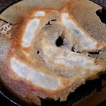 らーめんや煌 - 餃子4ケ
