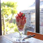 マドヤマ - 料理写真:ダブル苺のパルフェ☆