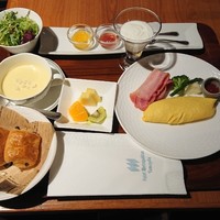 最上亭 - 洋朝定食  (オムレツ)