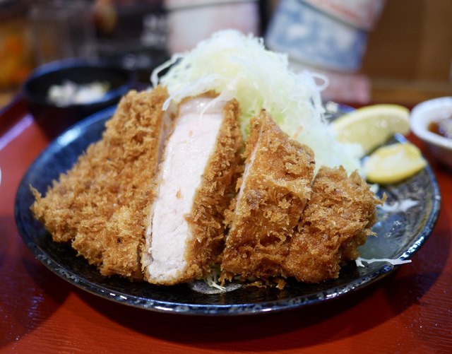 移転 嬉嬉豚とんかつ 君に揚げる うれうれぶたとんかつ きみにあげる 池袋 とんかつ 食べログ