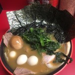 横濱家系ラーメン 勝鬨家 - 