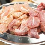 ホルモンと日本酒 ホルモン屋かねちゃん - ラム、せせり、豚トロ