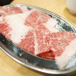 ホルモンと日本酒 ホルモン屋かねちゃん - 牛カルビ