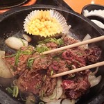 焼肉の松屋　 - ジュージューと音を立てるお肉！