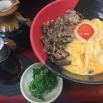 極楽うどん TKU - 肉釜玉うどん（￥975）