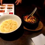 陳家私菜 五反田店 - マーボードーフと刀削麺