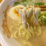 らあめん 彩龍 - ラーメン 麺リフト〜╰(*´︶`*)╯♡