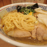 煮干らぁめん 有頂天 - 麺は？？？