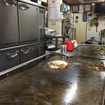Okonomiyaki Yoshino - 店内