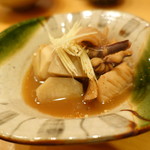 和食 おくざわ - 里芋とアオリイカの煮物