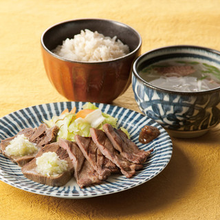 牛たん伊之助_1