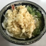 本陣うどん - エビ天うどん(450円)