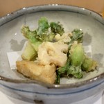 よし春 - 山菜の天ぷら