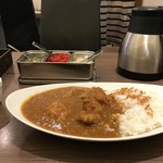 元町チキンカレーのお店 パルフェ - 大盛りです(2018.1.20)