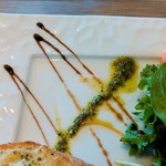 Caff’e Ponte ITALIANO - ソースもバルサミコとバジルが