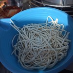 진원조보신닭한마리 - 生麺