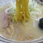 輝々坊主 - 塩ラーメンの麺