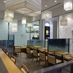 ナナズ・グリーンティー - 店内