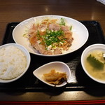 中華飯店 幡龍 - ユーリンチー定食