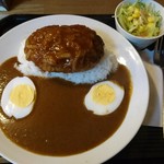 ロビンソンクルーソーカレーハウス - 煮込みハンバーグカレー900円+茹で卵50円