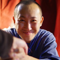 味とく家 - 大将と握手