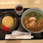 てまり - 和歌山ラーメン&半炒飯 930円(税込)